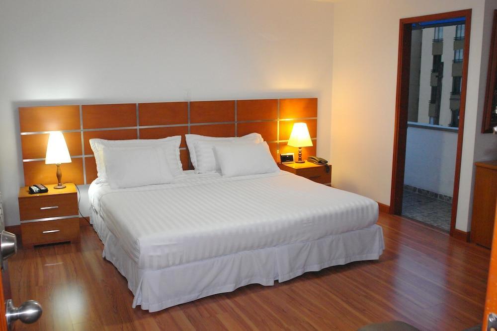 Top Deck Hotel 佩雷拉 外观 照片
